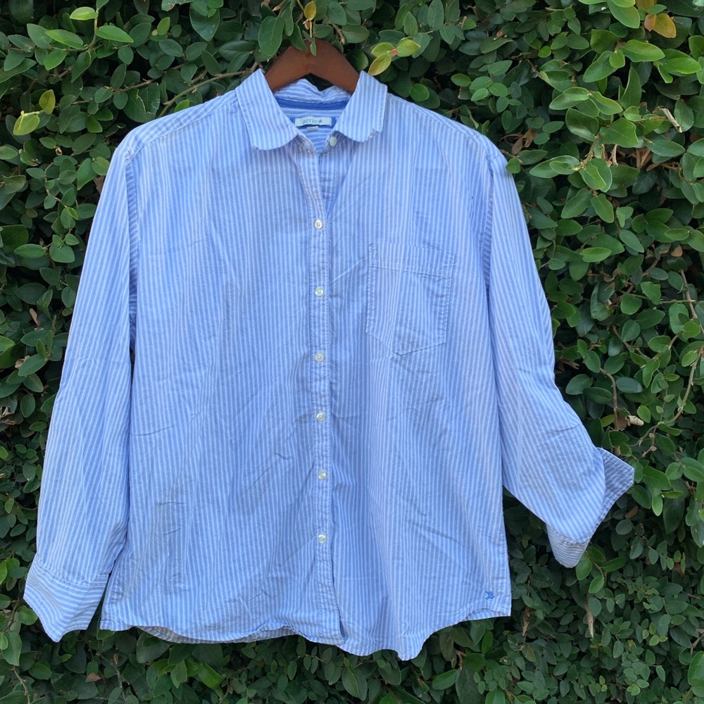 Aerie button up XL